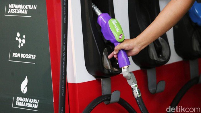 pertamax-green-95-resmi-dijual-seharga-rp-13500liter-6_169