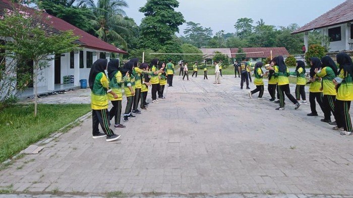 siswa-sman-1-cimarga-yang-sempat-mogok-belajar-sudah-kembali-ke-sekolah-dok-istimewa-1760504915208_169
